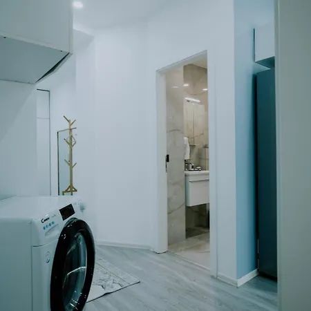 Elrea Living 2 1br With Dajti & Skyline View * Tirana