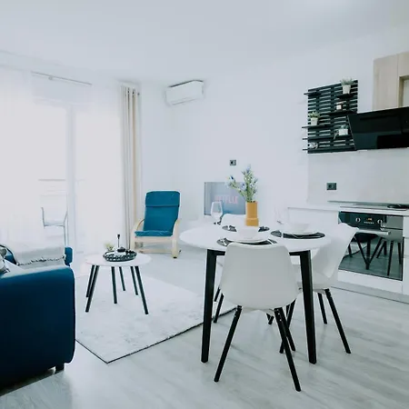 Elrea Living 2 1br With Dajti & Skyline View Apartament