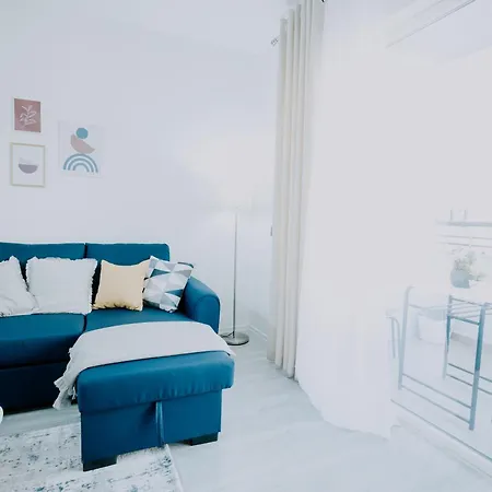 Apartament Elrea Living 2 1br With Dajti & Skyline View *