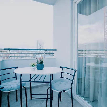 Elrea Living 2 1br With Dajti & Skyline View * تيرانا